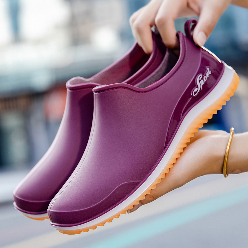 Summer Low-Cut Rain Shoes for Women, Spring and Autumn Waterproof Shoes, Jelly Shallow Rubber Shoes, Kitchen Work Non-Slip Chef Adult Overshoes