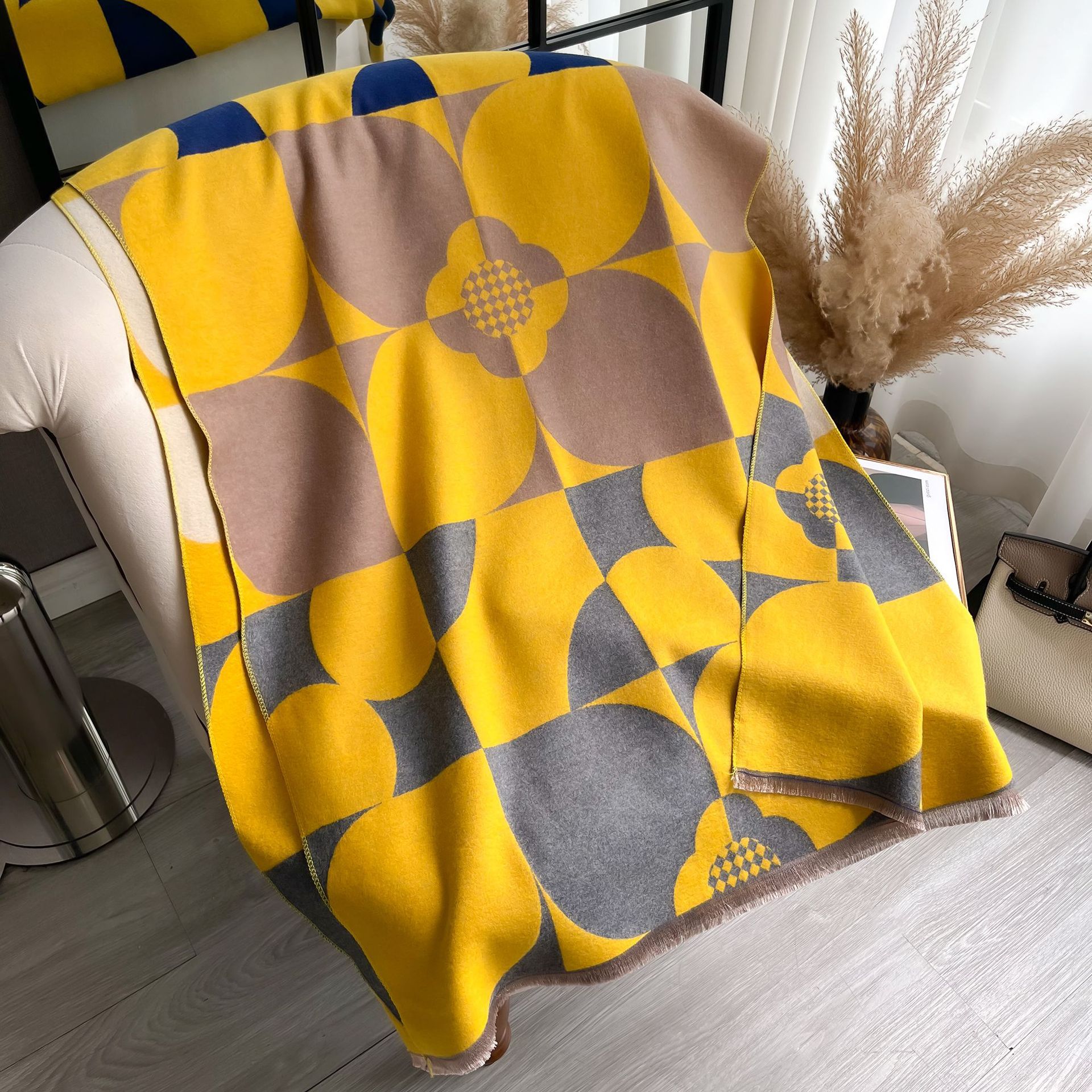 2024 moda europea y americana elegante bufandas de cachemira nuevo bufandas de doble cara invierno cálido de cuatro hojas de tela de flor chal