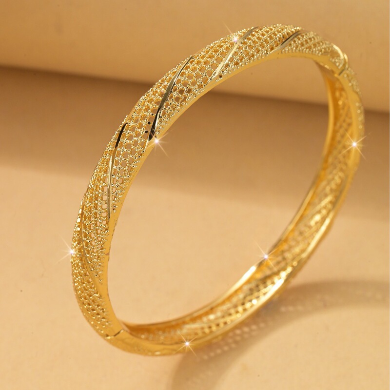 Cross-border Hollow Meteor Bracelet Dubai Wedding India Nigeria Women's Bride Sand Gold Bracelet Jewelry Wholesale