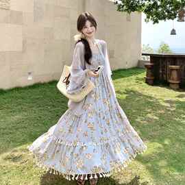 女装夏装【夏季】浅蓝碎花吊带流苏连衣裙+防晒衫