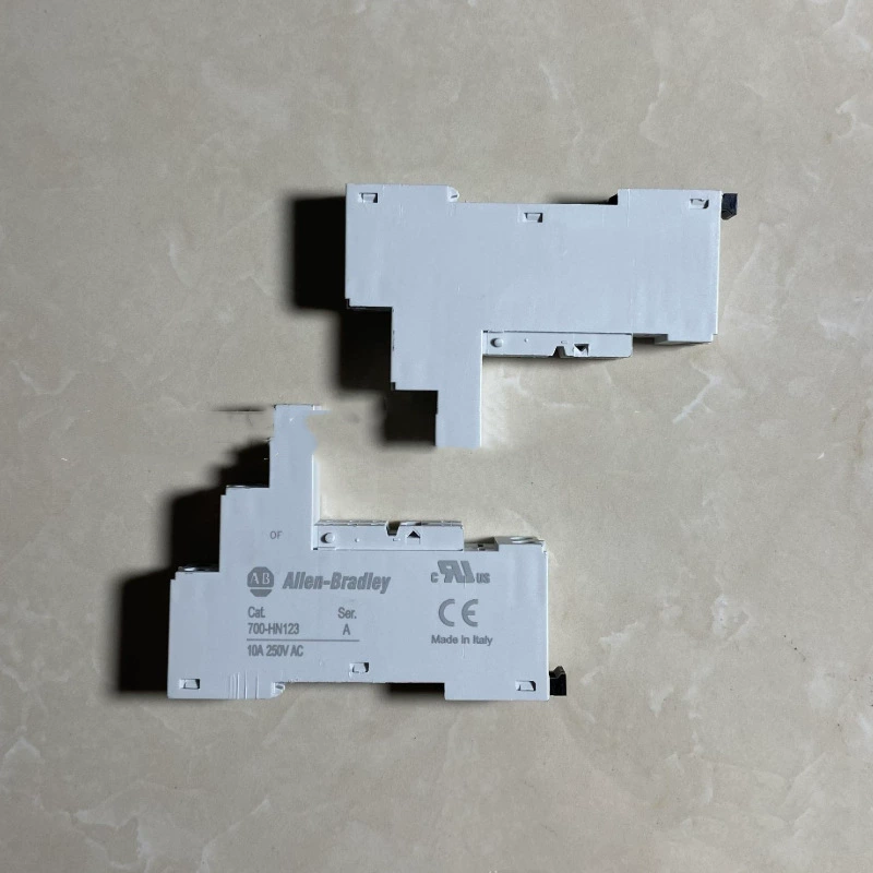 Розетка AB Relay 700-HN123 вставной модуль