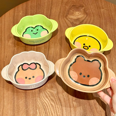 可愛くて見栄えの良いヒグマの陶器製丼、特に美しい丼、お子様や赤ちゃんがご飯を食べるための特別な丼と食器です。