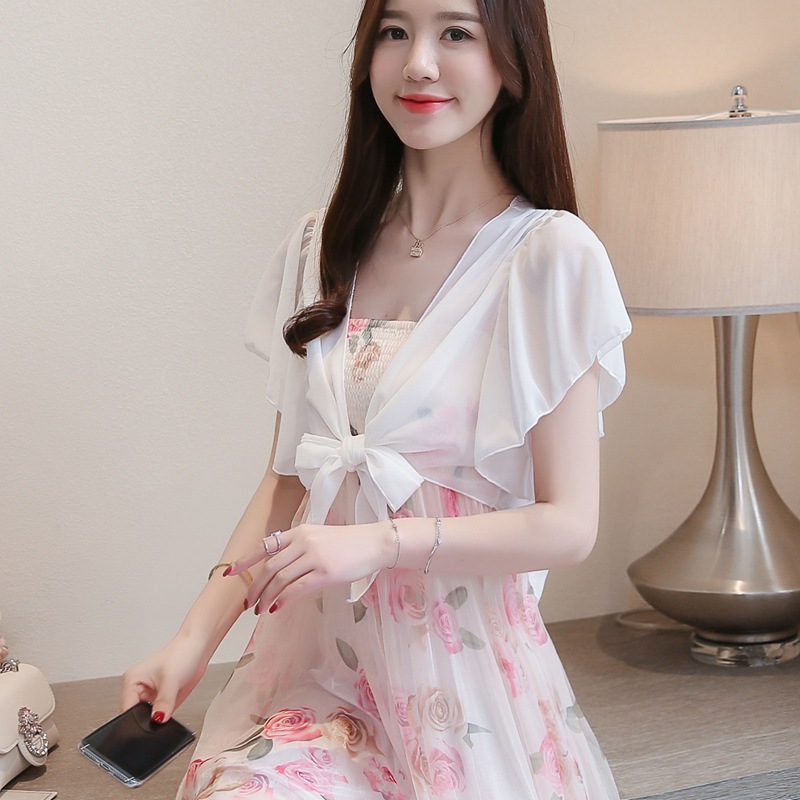 화이트 퍼프 소매