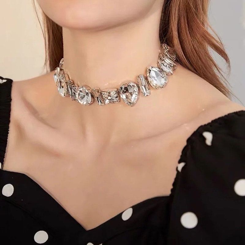 Holiday, Carnival, Bar Occasion Rhinestone Material Basic Lady Simple Style Water Droplets Rhinestone Women's Necklace