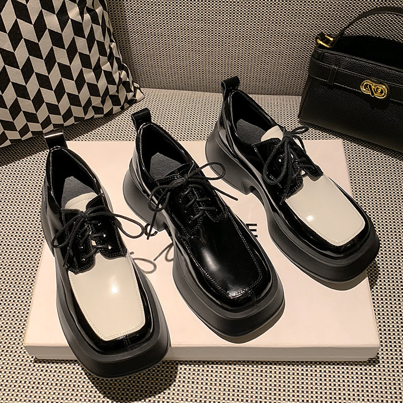 Giày loafer nữ đế xuồng platform da thật buộc dây phối màu đen trắng — màu đen