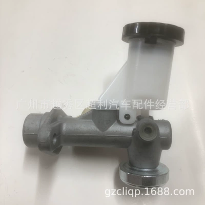 Applicable to 30610-Vb000 30610-Vb00A 30610-Vb001 Y61 Clutch Master Cylinder (Other walking systems)