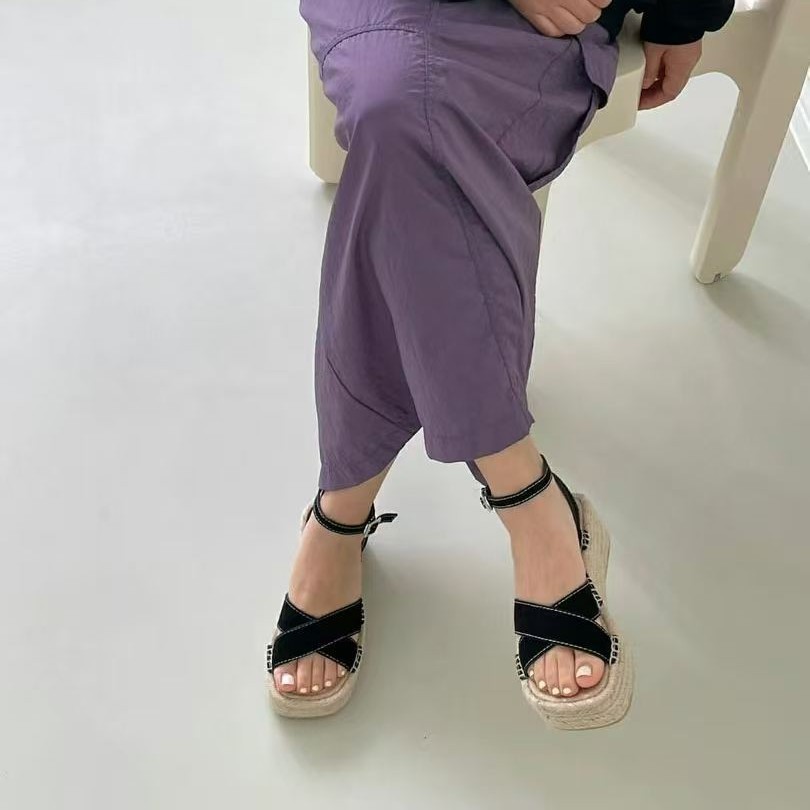 韩国东大门女鞋夏季新款交叉带真皮草编渔夫拖鞋男外穿厚底透气潮