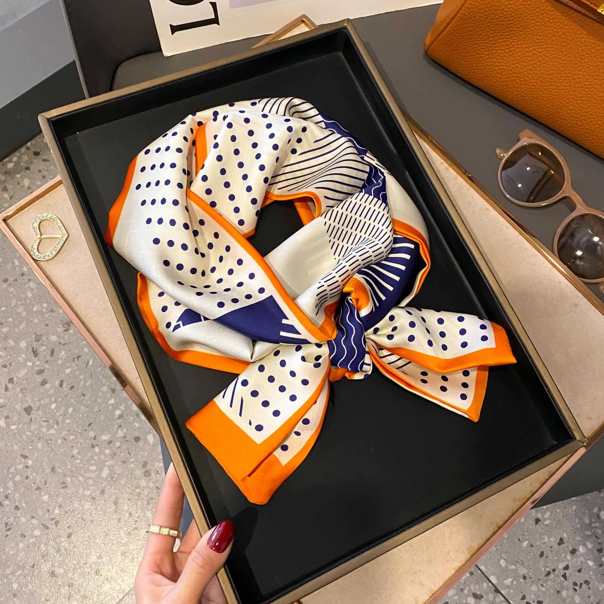 Nuevo bufandas de seda de impresión delgada y larga para mujeres nuevas bandas de moda de decoración profesional bufandas