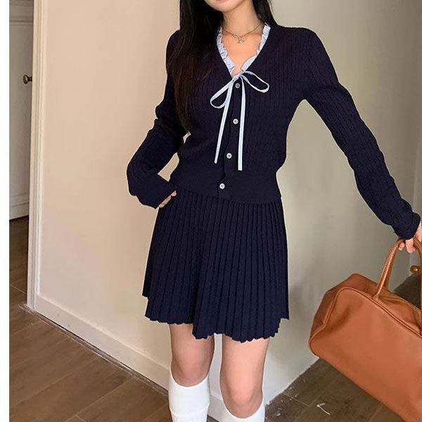 套装女2024秋季韩系减龄设计感针织开衫外套高腰显瘦半身裙两件套|undefined