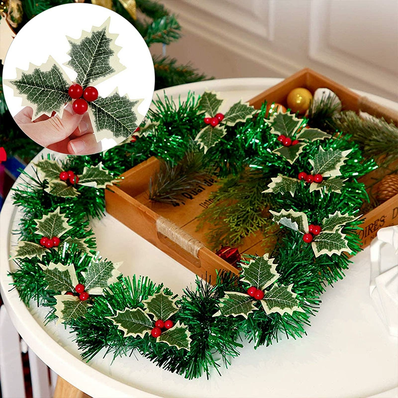 Christmas flower ring handmade DIY paste plug -in Christmas decoration simulation Little red fruit green leaf Christmas tree vine circle accessories