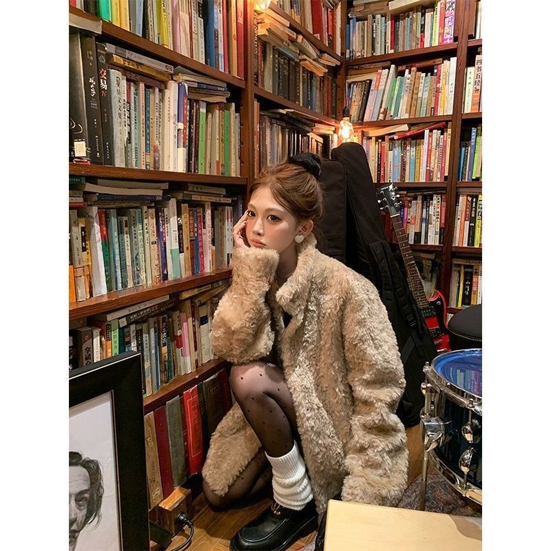 European and American style Tuscan fur coat, eco-friendly leather overcoat, relaxed style, slimming winter wear