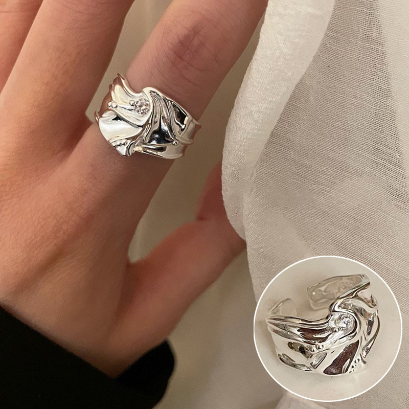 Versión coreana del anillo de números romanos para mujer, reloj de la industria pesada de la moda retro S925, anillo abierto plateado, anillo de dedo de comida de hip-hop