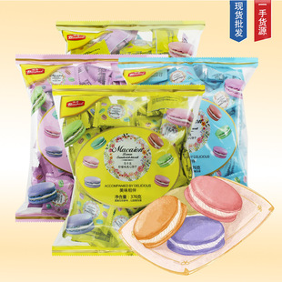 �I���R�����A��ɪ���С���b�Y��ϲ�ϲ����������eС��ʳ