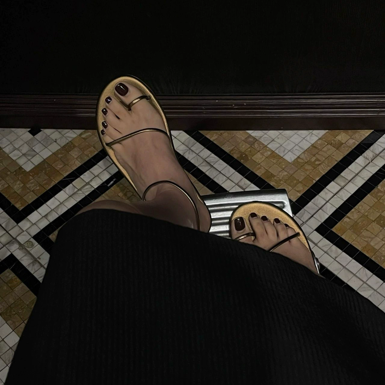 Женские летние босоножки из натуральной кожи, тонкие ремешки, стиль феи, версия из овчины, французские маленькие сандалии, надеваются без застежек.