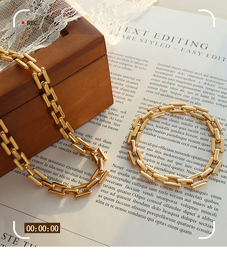 Fashion Square Buckle Metallic Titanium Steel Ornaments Necklace Earrings Set