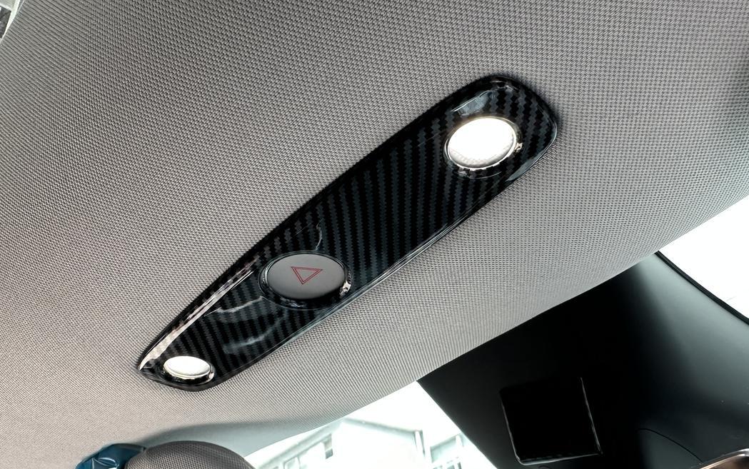 Suitable for Tesla's 25 Model Y Updated Versions: Center Control Panel, Glass Panel, Rear Anti-Kick Protection, Steering Wheel