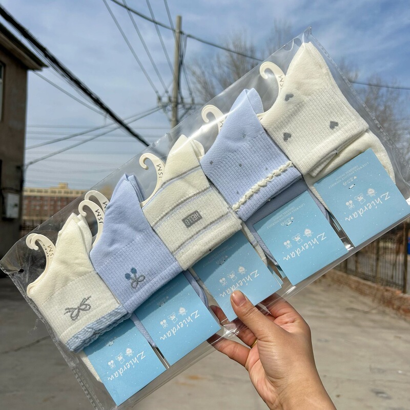 Spring and summer new women's Korean blue series mid-calf socks, thin breathable mesh, sea salt style, student college style sports cotton socks