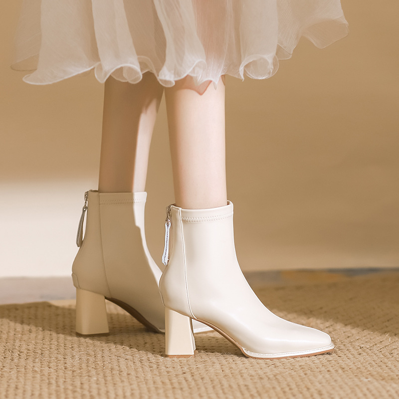 Xinyuda ~ genuine leather white ankle boots Women's thin boots small high heel boots spring and autumn ankle boots thick heel square toe horse Xinyuda ~ genuine leather white ankle boots Women's thin boots small high heel boots spring and autumn ankle boots thick heel square toe horse