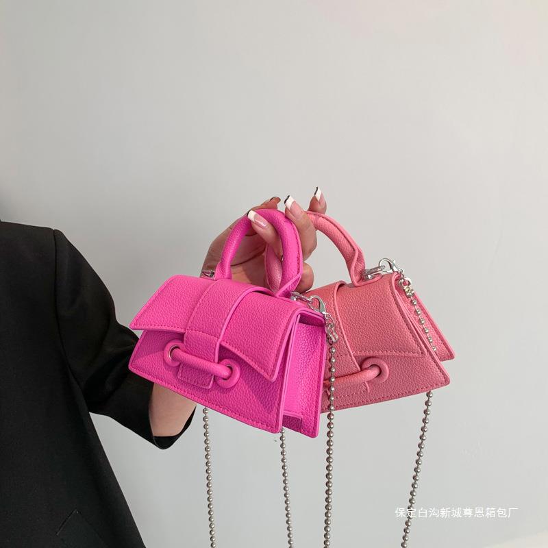 미니 개인화 된 켈리 가방 2024 새로운 패션 립스틱 크로스 바디 가방 간단한 문자 메시지 부모-어린이 휴대용 동전 지갑