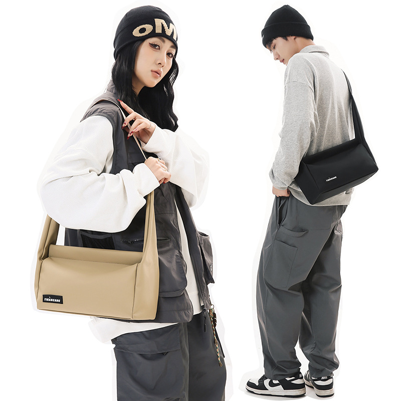Japanese Large Capacity Couple Crossbody Bag Solid Color Simple Men's Shoulder Bag Niche High-end Small Cross-border Satchel