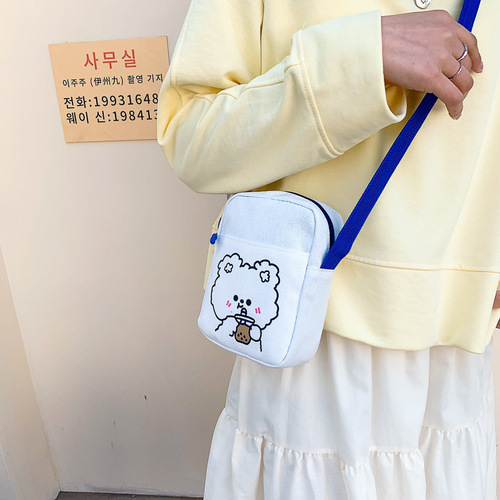 Canvas bag for women 2025 spring and summer new style small fresh sweet girl crossbody bag cute bear printed crossbody bag
