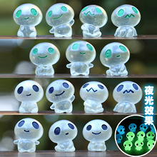 新品卡通夜光外星人树脂公仔玩偶创意夜光小鬼精灵微景观车载摆件