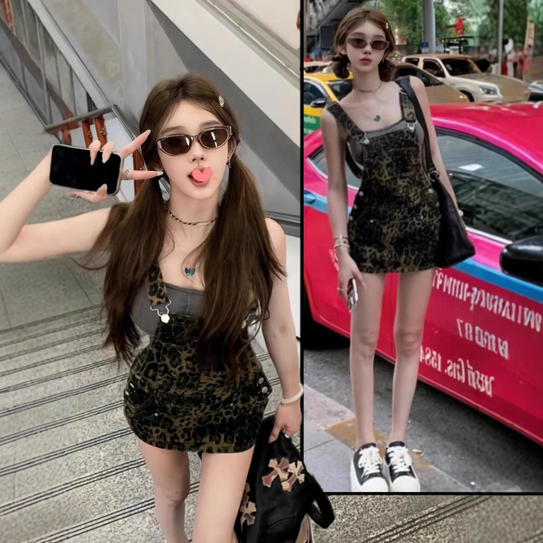 아메리칸 스타일 레트로 레오파드 무늬 데님 스트랩 원피스 여성의 봄과 여름 2025 새로운 느슨한 슬리밍 힙합 스커트