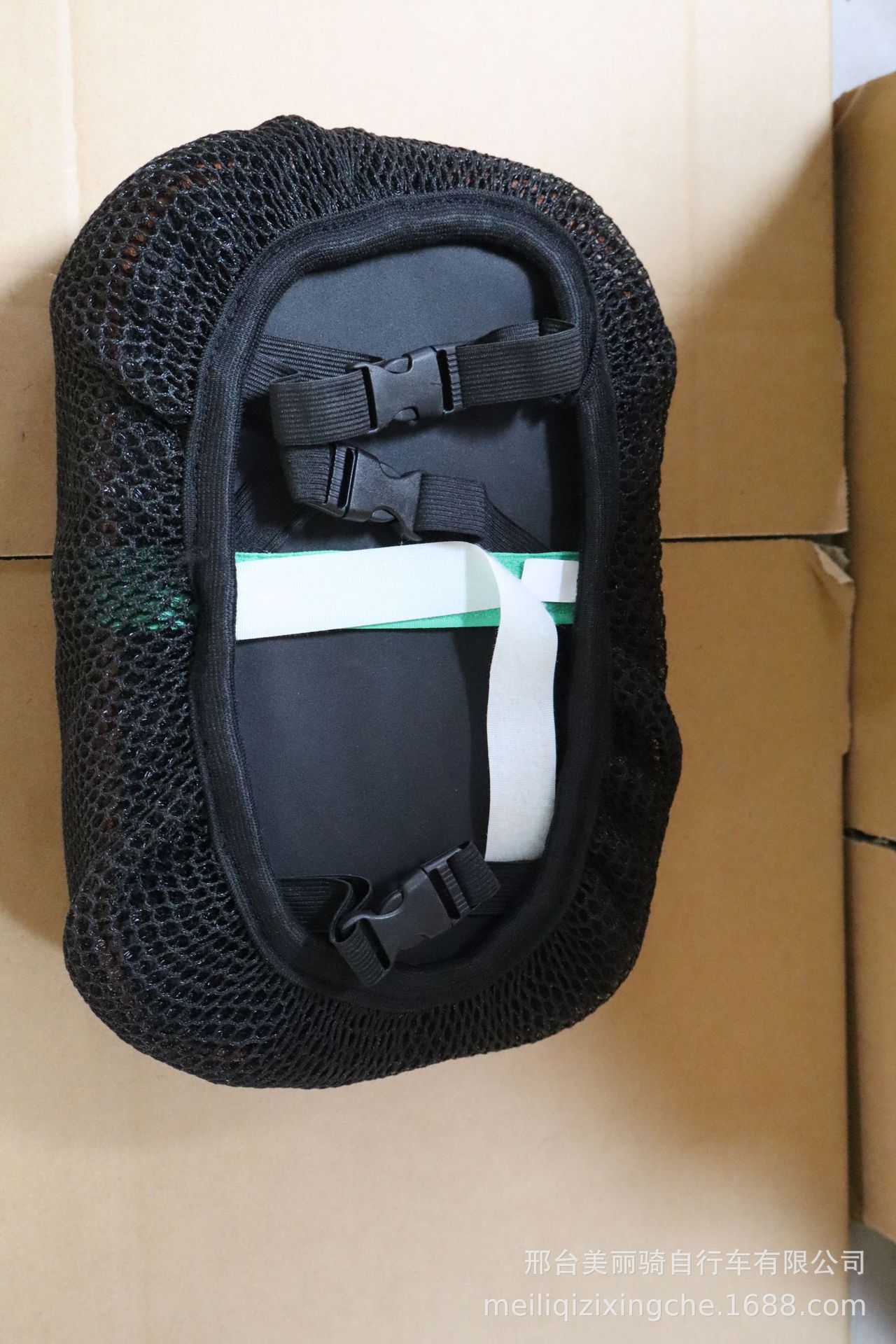 Universal Sun Protection Seat Cover for Front and Rear Seats of Electric Vehicles, Sun Protection Cover, Heat Insulation Seat Cushion Cover, Heat Insulation and Breathable Seat Cushion Cover