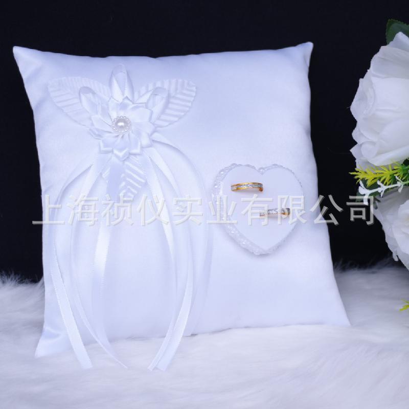 Bridal White Square Flower Bud Ring Pillow Camellia Heart-Shaped Ring Support Western Style Wedding Supplies