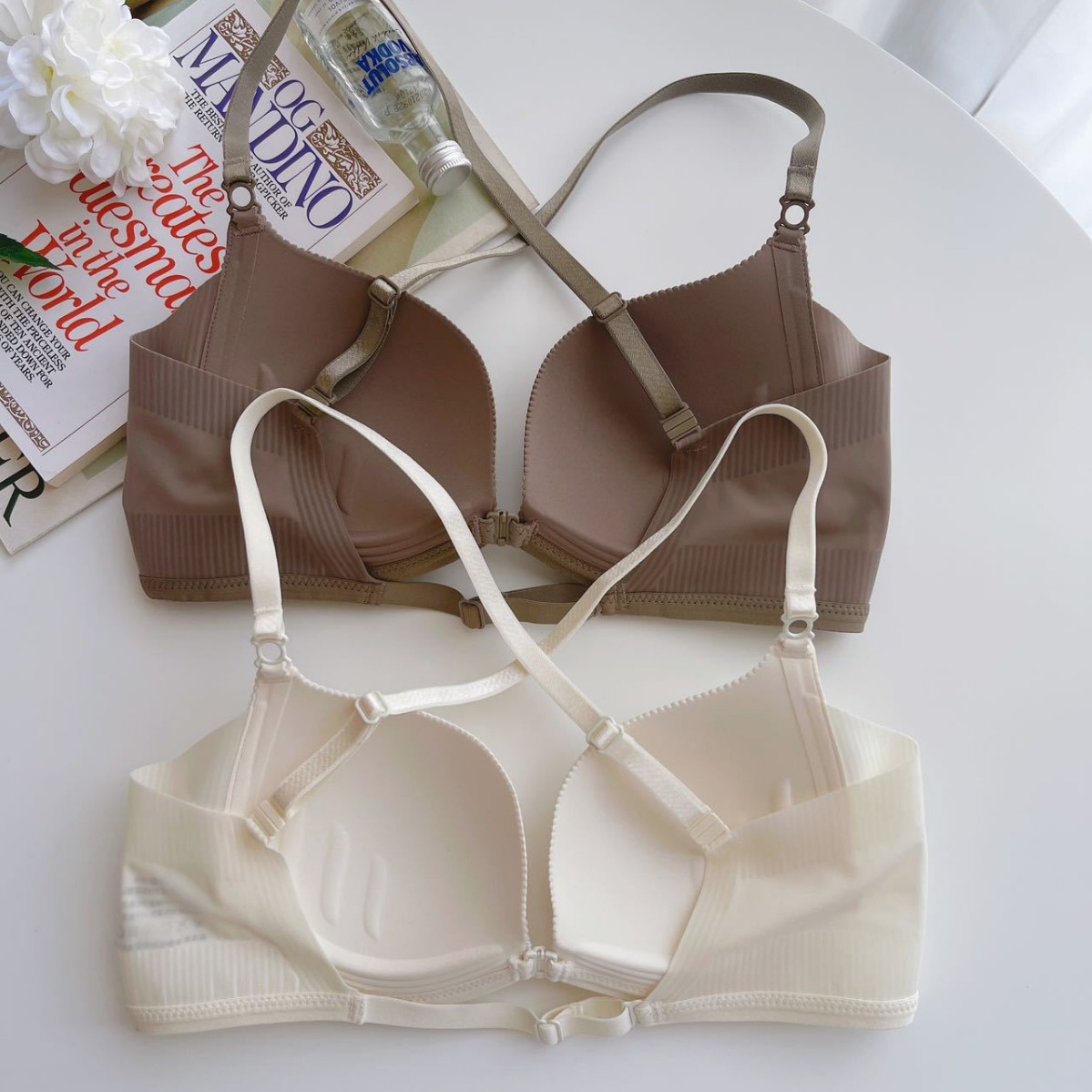 168 una hebilla para usar, realmente no hay rechazo, hebilla delantera ultrafina de 0,8 cm, sin anillo de acero, sin costuras, hermoso sujetador sin espalda