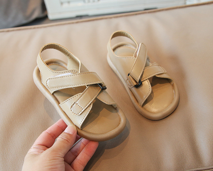 Versione coreana casual Velcro 2022 estate nuove scarpe da spiaggia per ragazzi e ragazze tendenza per sandali per bambini di piccole e medie dimensioni_voghion.com