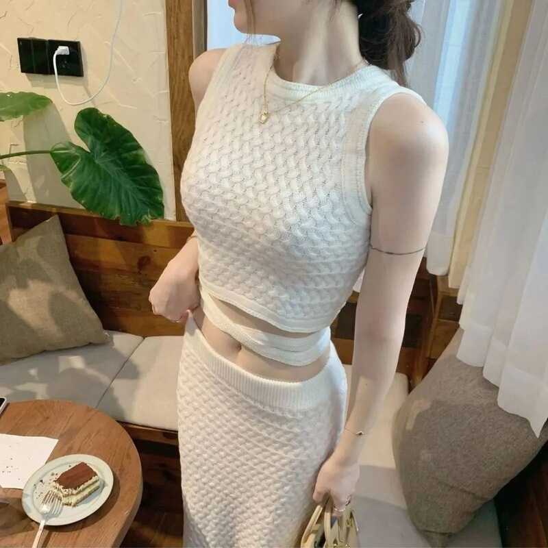 Salt Socialite Suit Sleeveless Short Navel-Baring Strappy Knitted Vest High-Waisted Slim-Fitting Hip-Covering Mid-Length Skirt