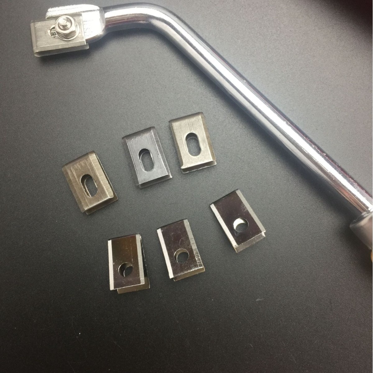 Ventas al por mayor en forma de U ranurada HOJA DE PVC piso de soldadura conjunta ranurada herramienta hoja de acero inoxidable