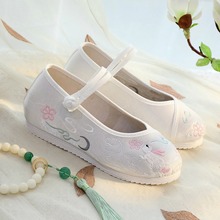 中国风新品老北京布鞋女汉服鞋配旗袍绣花鞋软底坡跟内增高舞蹈鞋
