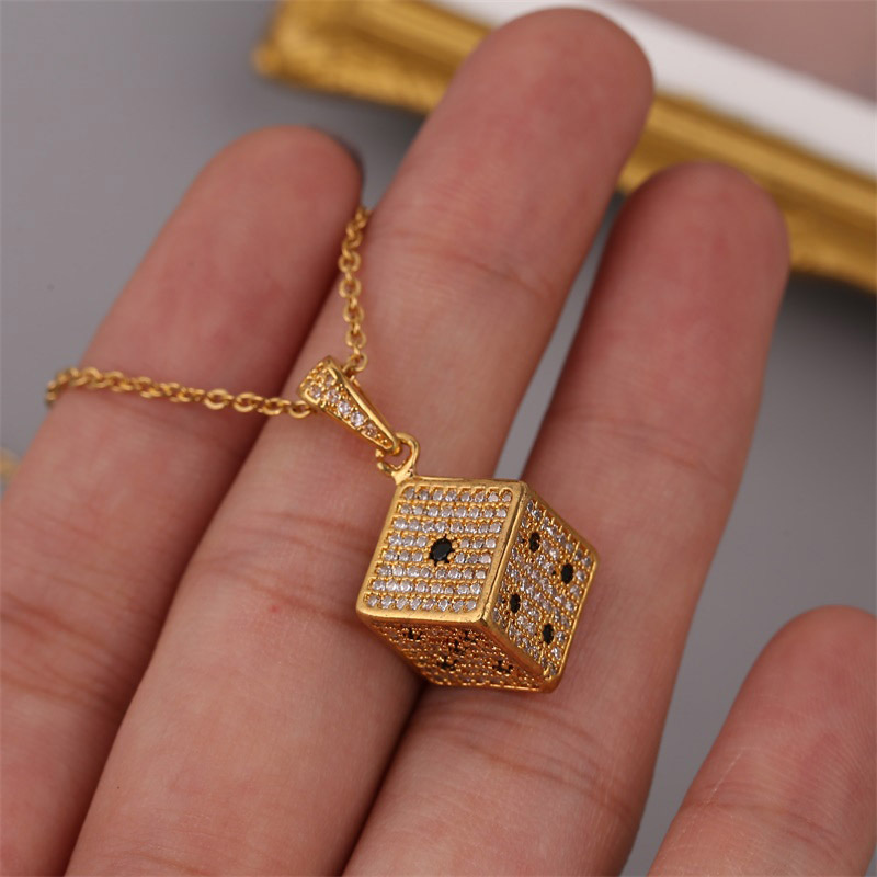 Wholesale Jewelry Dice Pendant Copper Inlaid Zirconium Necklace Nihaojewelry display picture 6