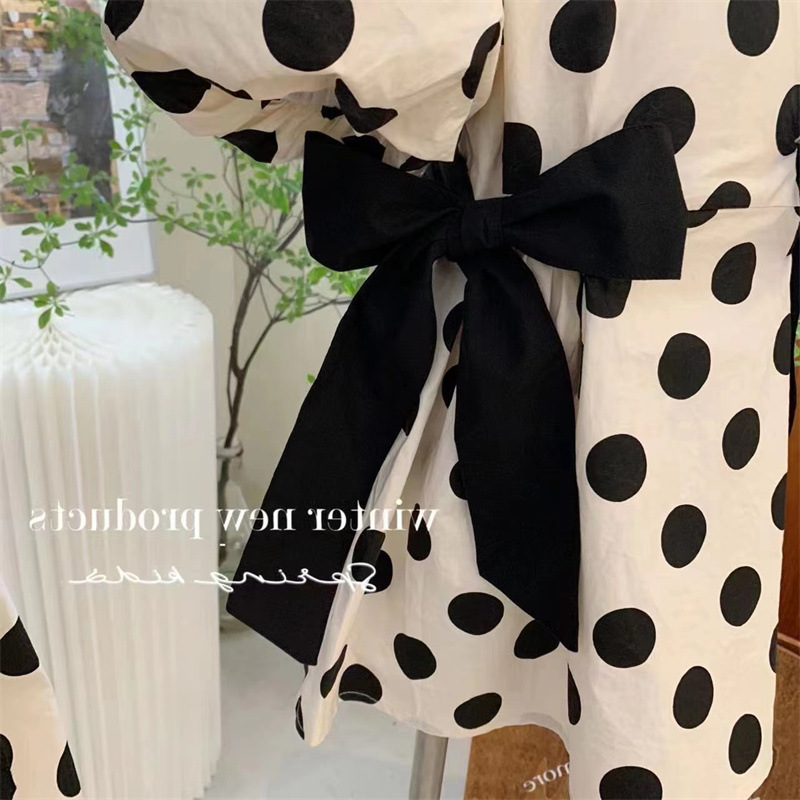 Ropa para niños ropa para padres e hijos 2023 Verano nueva Corea del Sur niñas vestido de lunares madre e hija moda falda de cuello cuadrado moda