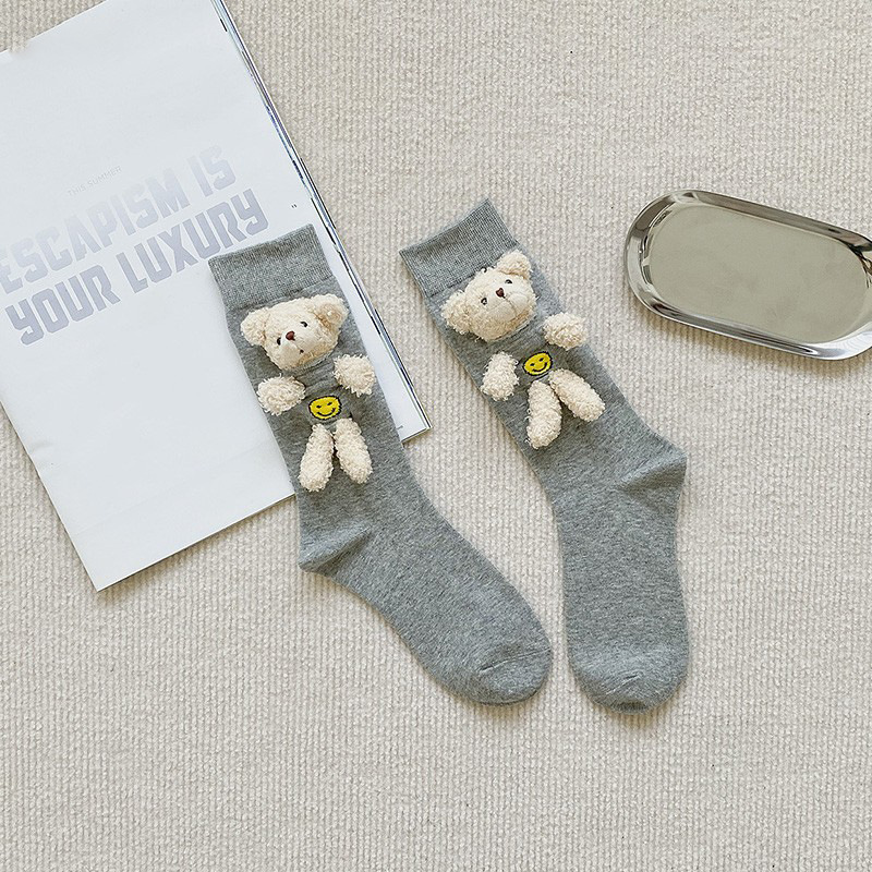 Calcetines de mujer primavera y verano color caramelo tridimensional nueva moda calcetines europeos mujeres ins lindo oso tridimensional calcetines estilo coreano