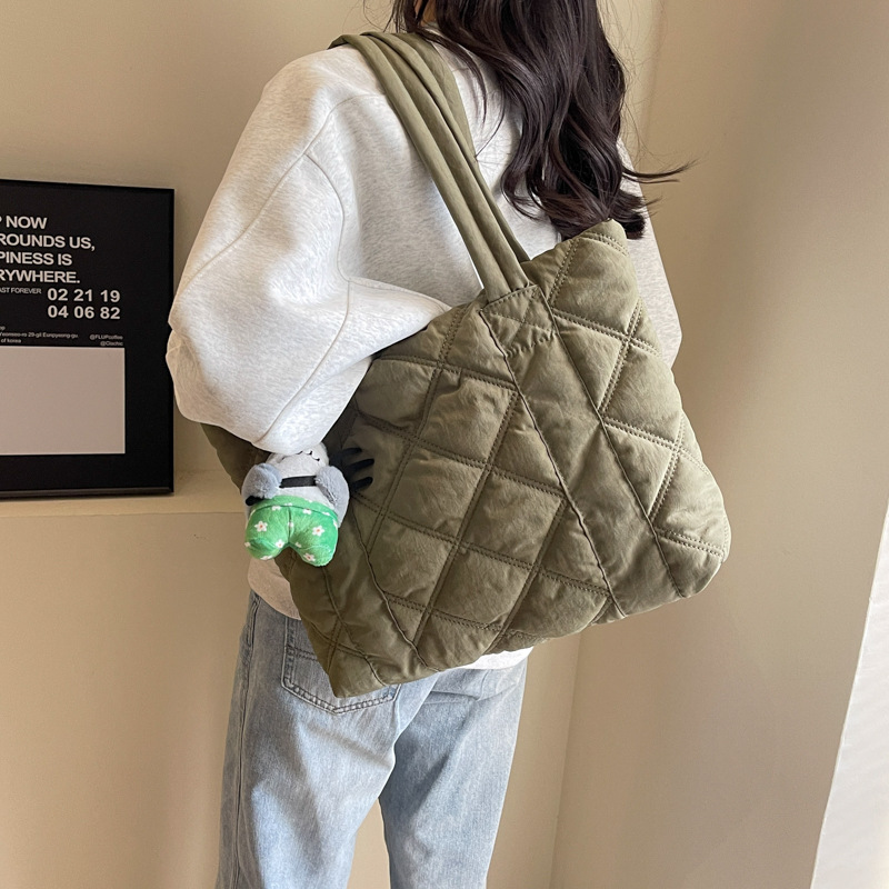 棉服包女包2023冬新款格子绣线单肩包百搭大容量太空棉手提腋下包