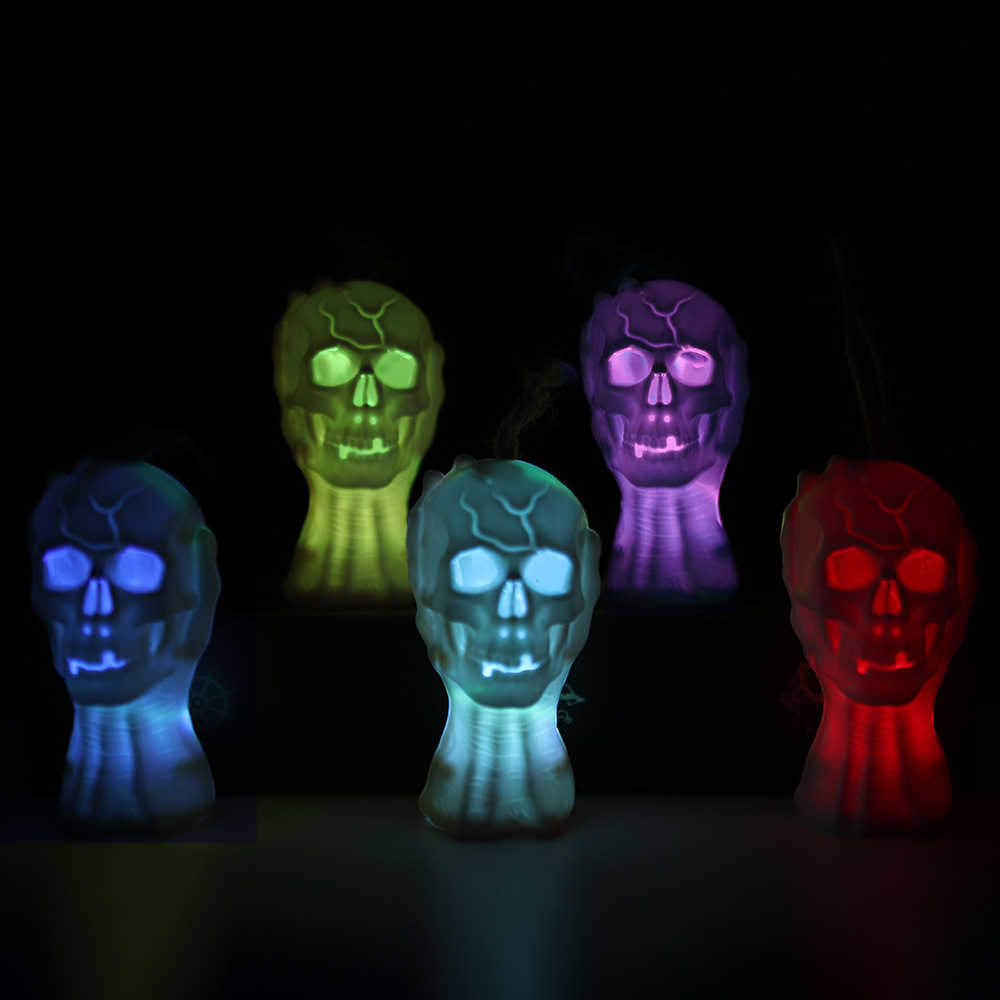 Transfronterizos de Halloween nuevos productos de decoración de vacaciones accesorios de mano captura fantasma lámpara LED vela electrónica lámpara de mesa pendular