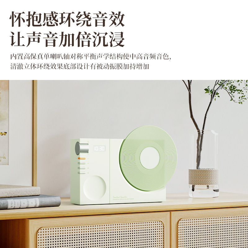 時間のbluetoothのスピーカーのデスクトップのレトロな時計のスピーカーのサブウーファのフィルムは誕生日のプレゼントのズレを回すことができます。|undefined