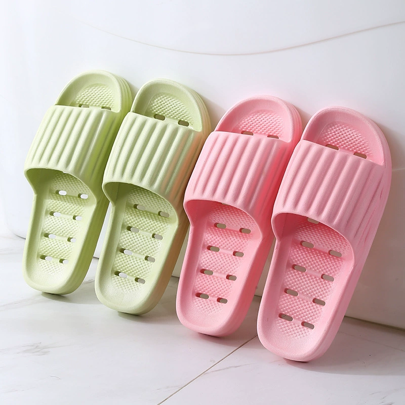 В ванной комнате протекают тапочки пара противоскользящие и противоскользящие тапочки