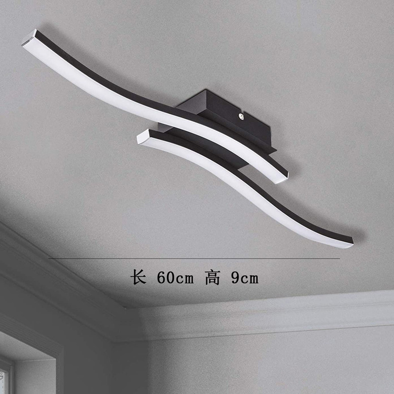 검은색 줄무늬 2개