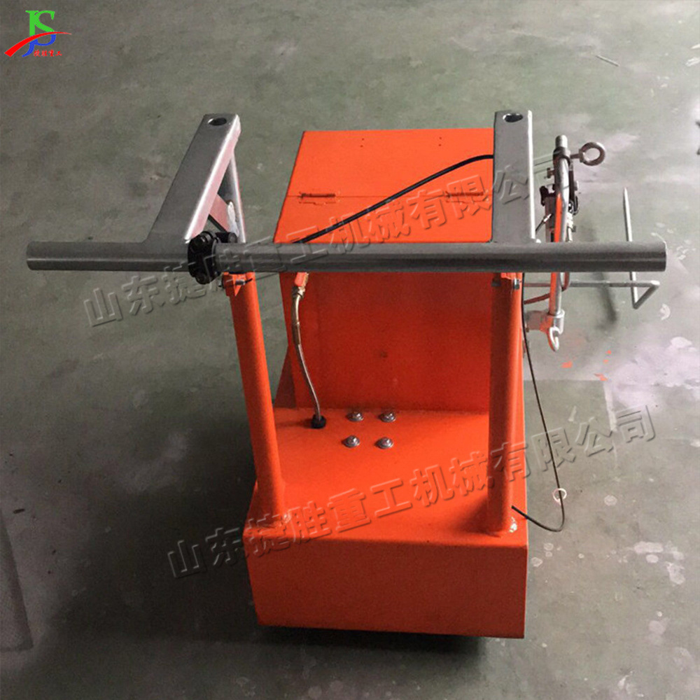 Máquina de imprimación a presión automática pequeña, máquina de marcado de carreteras de empuje manual, vehículo de imprimación por pulverización de fusión en caliente para carreteras