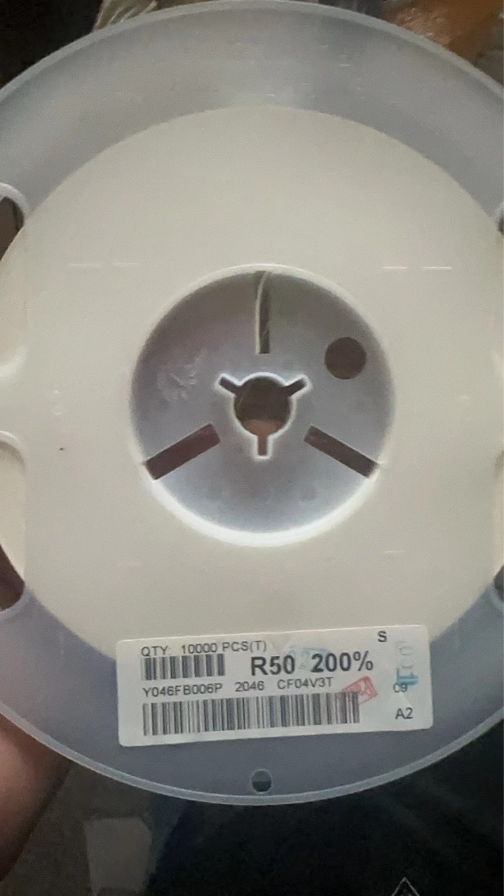 贴片保险丝0402 0.5a 500ma 32v cf04v3tr50特价0.1一盘10000个