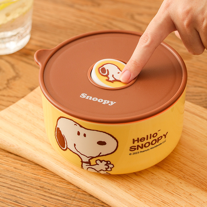 Oficial de productos genuinos Snoopy tazón de mantenimiento fresco sellado de cerámica horno de microondas con tapa calefacción trabajador de oficina caja de Bento