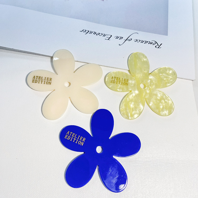 Acrylic brand small design accessory