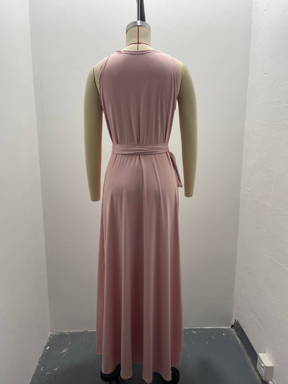 2025 Independent Station European And American Cro-Border Spring Summer New Women's Solid Color V-Neck Long_ecoleips.com