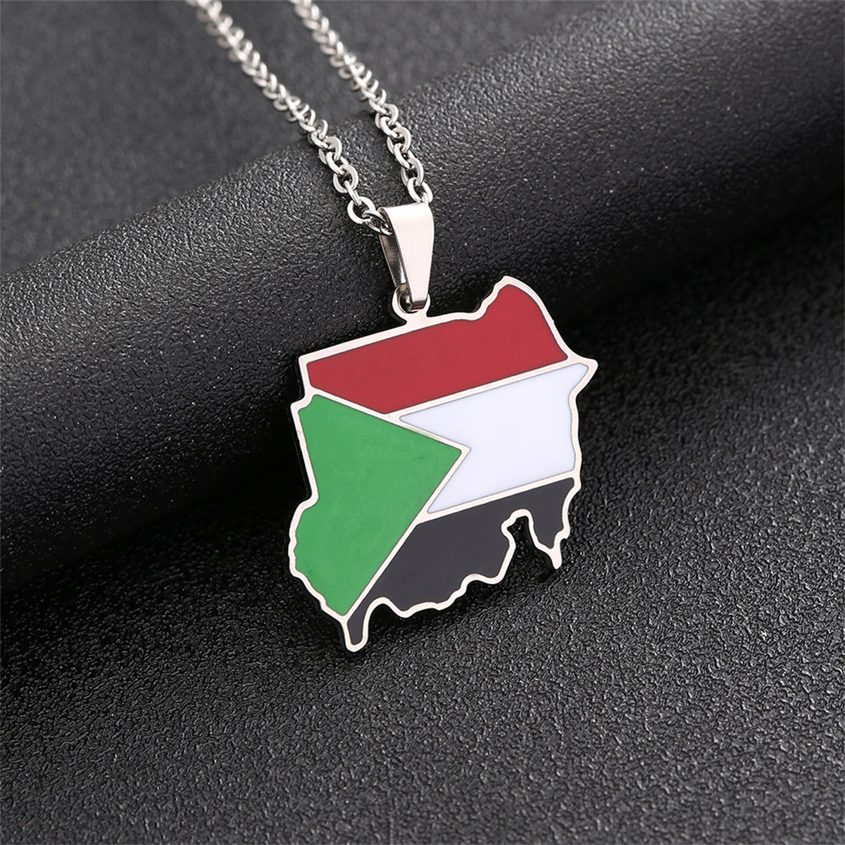 Hot Selling Stainless Steel Sudan Republic Oil Drip For Men And Women Couple Pendant Necklace Wholesale In Stock_voghion.com