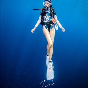 2mm Wetsuit Wet Suit One-Piece Swimsuit Surfing Snorkeling Deep Diving Sun Protection Warm Jellyfish Suit Diving Material Bikini