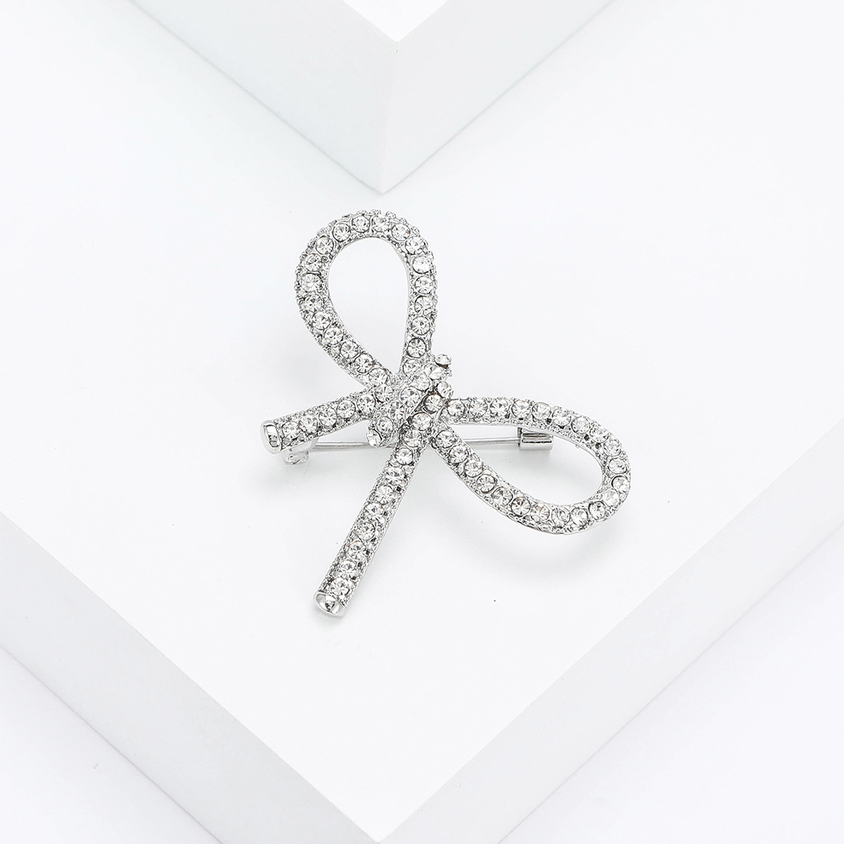 Plating, Inlay Design Simple Style Pin Bow Knot Alloy Plating Inlay Rhinestones Women's Brooches